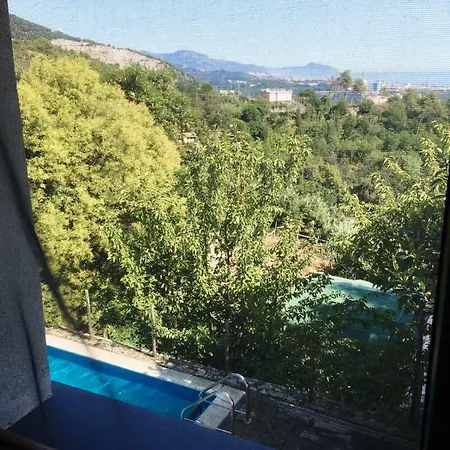 Agriturismo Fattoria Montecontessa * جنوة