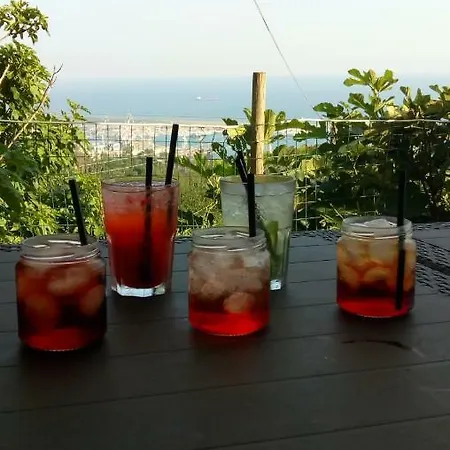 Agriturismo Fattoria Montecontessa ファームステイ ジェノヴァ